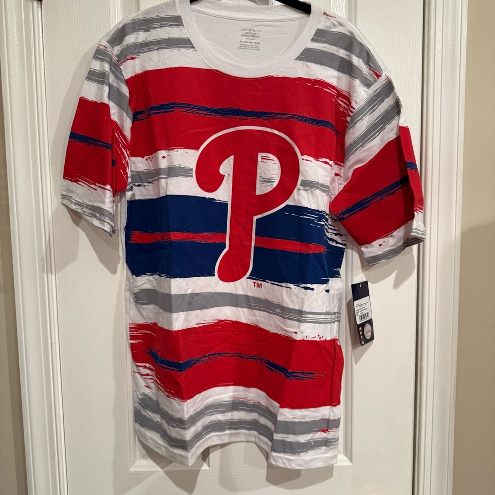 Genuine MerchandisePhiladelphia Phillies Red and White Logo Tee- Youth XL